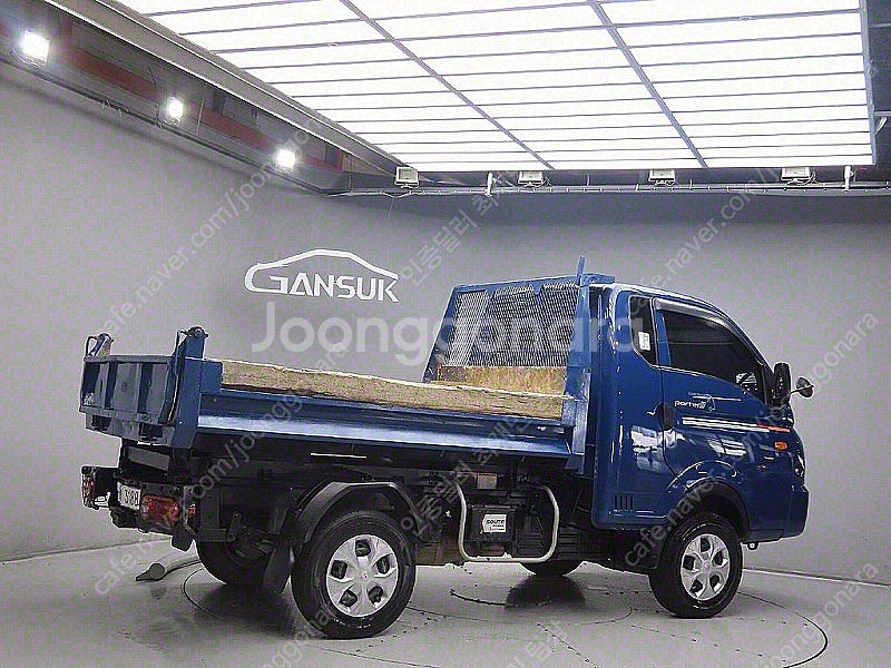 중고 덤프트럭 파란색 2022년식 23,986km 슈퍼...--4
